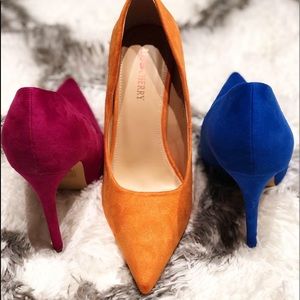 Cute Orange Pumps Brand New